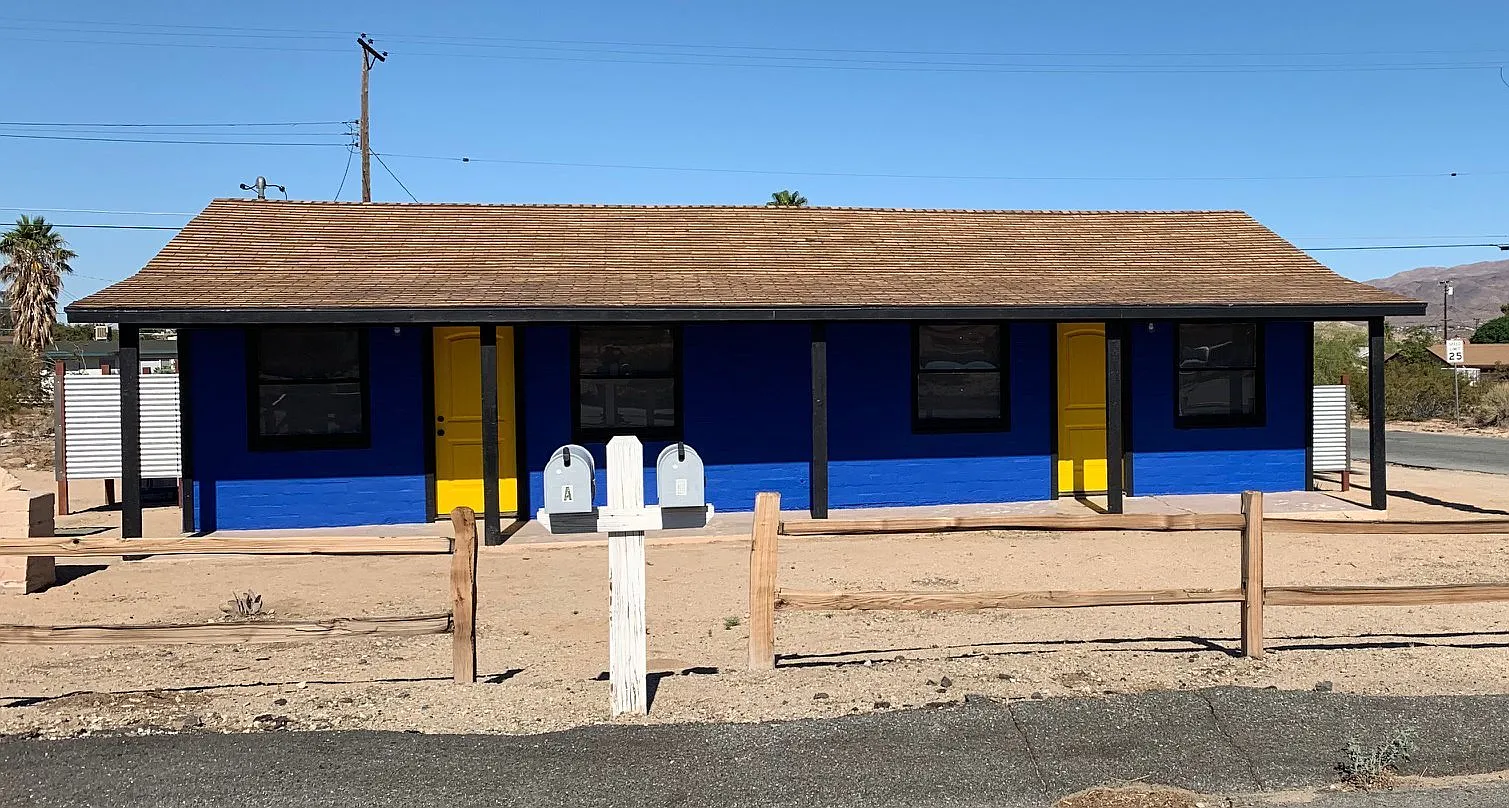 6095 Lupine Avenue — Photo 1