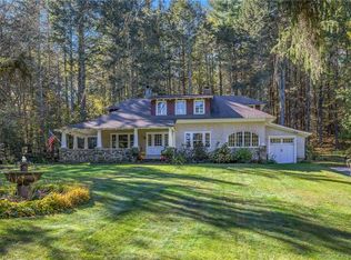 45 Steele Rd, New Hartford, CT 06057