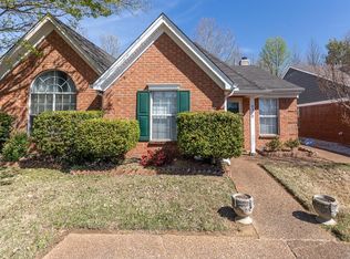8318 Creek Front Dr, Cordova, TN 38016