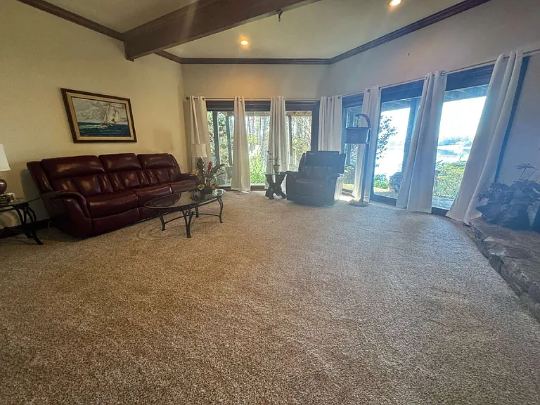 3345 Wilkerson Dr — Photo 3