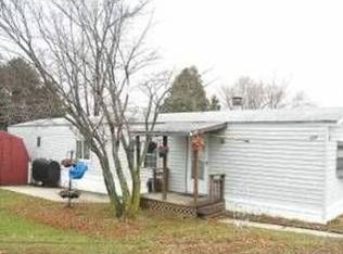 627 Park Rd, Fleetwood, PA 19522