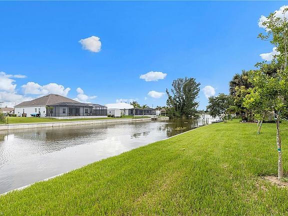 5th image of 3525 SW 15th Pl #3525