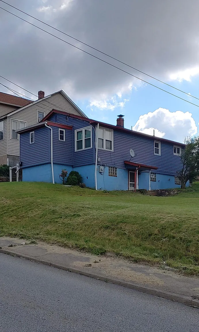 64 Bailey Ave photo 1