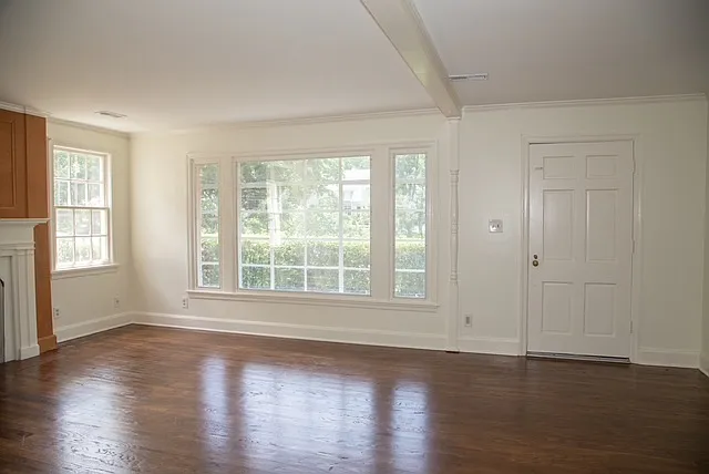 4 bed, 3400 sqft, $5,350 — Photo 4