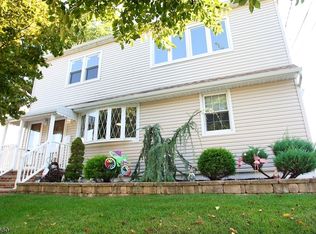 12 Rector Pl, Bloomfield, NJ 07003