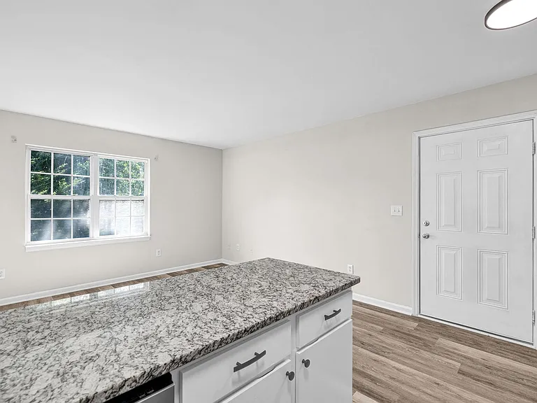 Millbrook Apartments — Photo 18