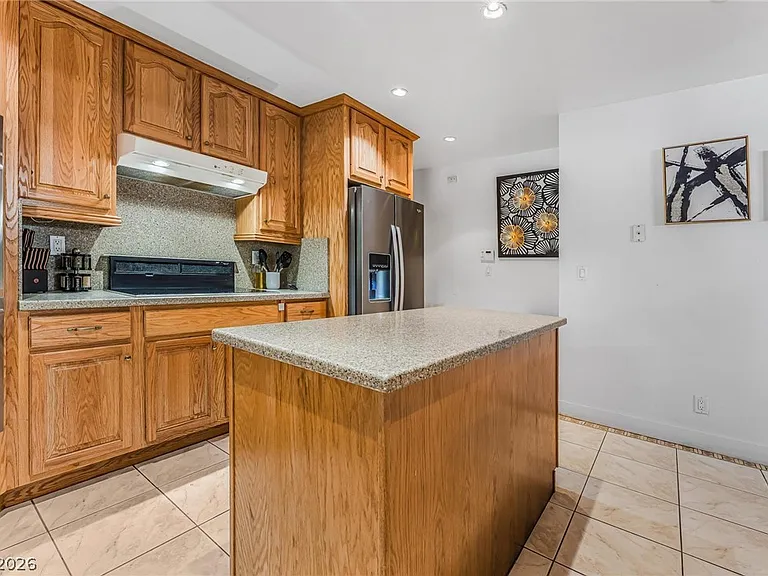 1963 Casa Vista Dr — Photo 8
