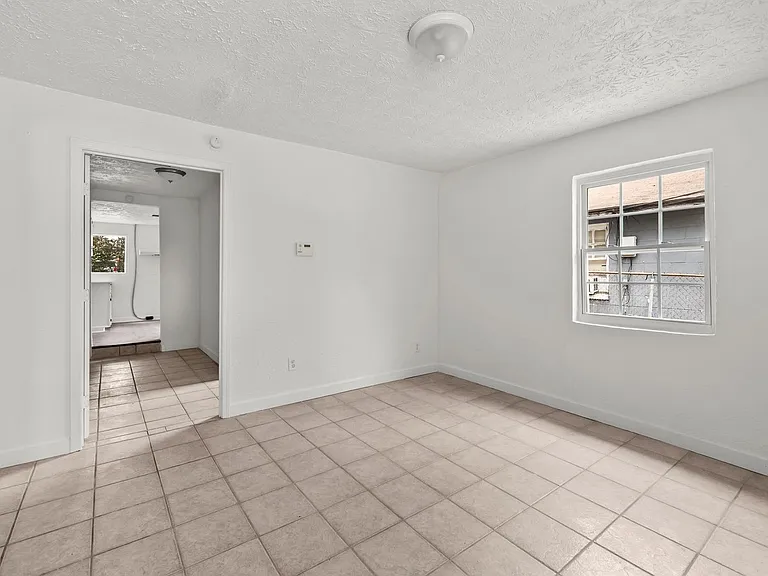 253 John Morris Ave — Photo 7