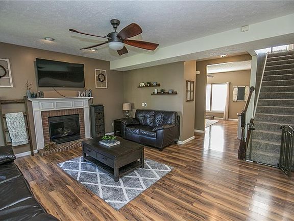 3rd image of 6160 W Meadow Farm Ln