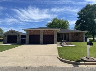 707 Thomas Ave, Salem, MO 65560