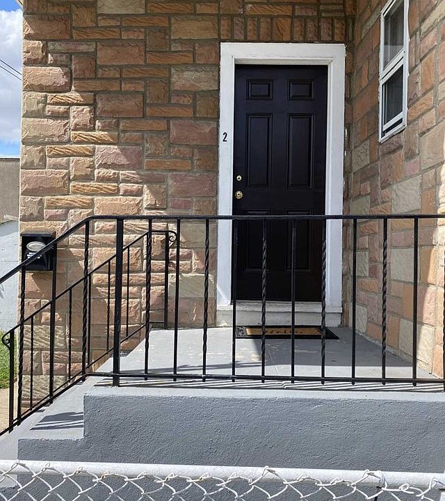 1st image of 188 Grand St #2