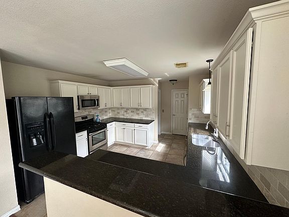 5th image of 7646 Parkwood Way