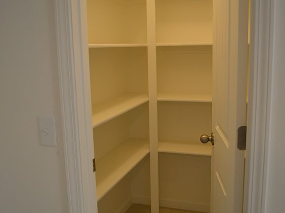 walk-in pantry