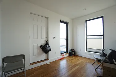 Rented by Rennit Inc.