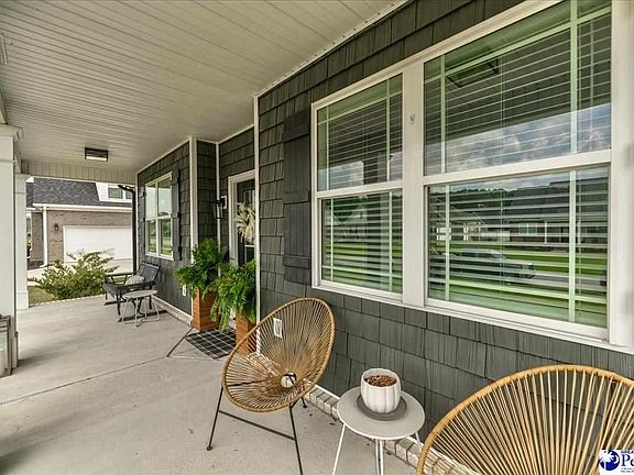 3rd image of 617 Greensward Dr