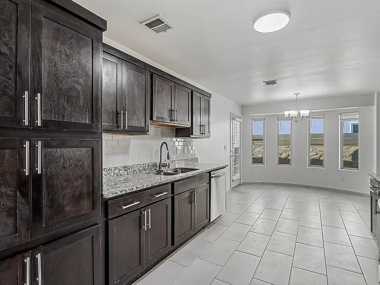 1173 Summer Rain St — Photo 8
