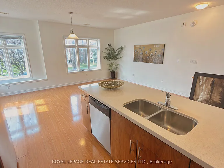 362 Plains Rd E #6 — Photo 25