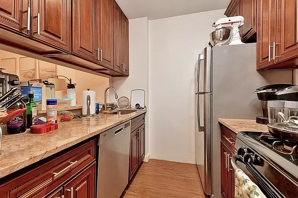 Rented by Compass | media 13