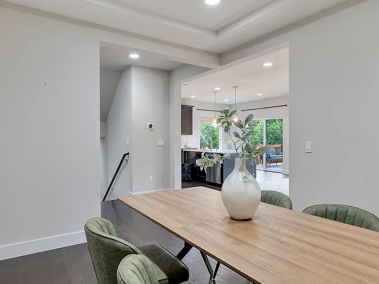20513 Richmond Rd — Photo 9