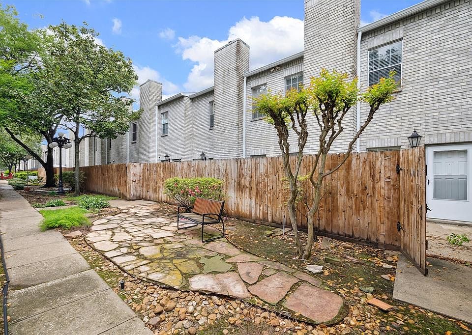 1st image of 17607 Red Oak Dr #7607