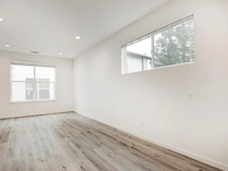 5512 Brinef Dr — Photo 5