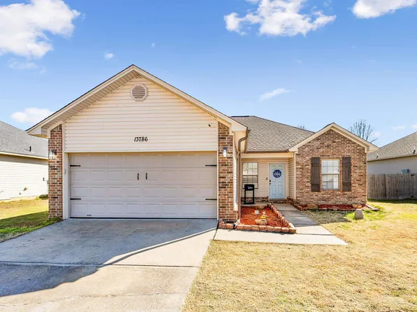 (undisclosed Address), Alexander, AR 72002