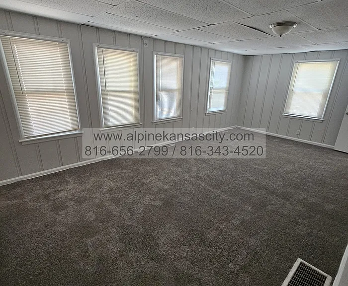 1600 Cypress Ave — Photo 7