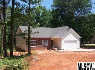 82 28th Avenue Dr NW, Hickory, NC 28601