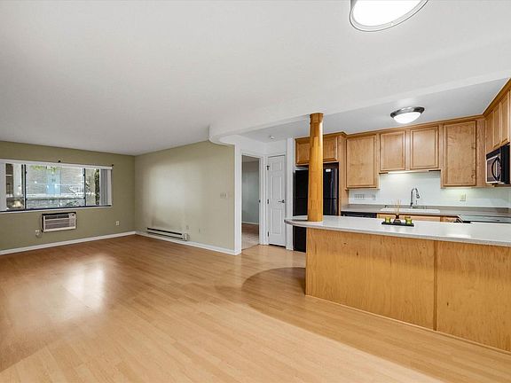 3rd image of 1108 N Milwaukee STREET #126