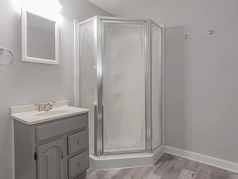 2025 F St #1 — Photo 3