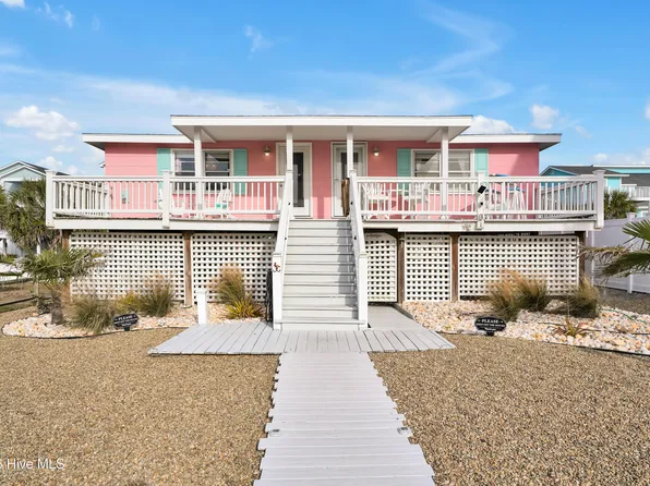166 Ocean Boulevard W, Holden Beach, NC 28462