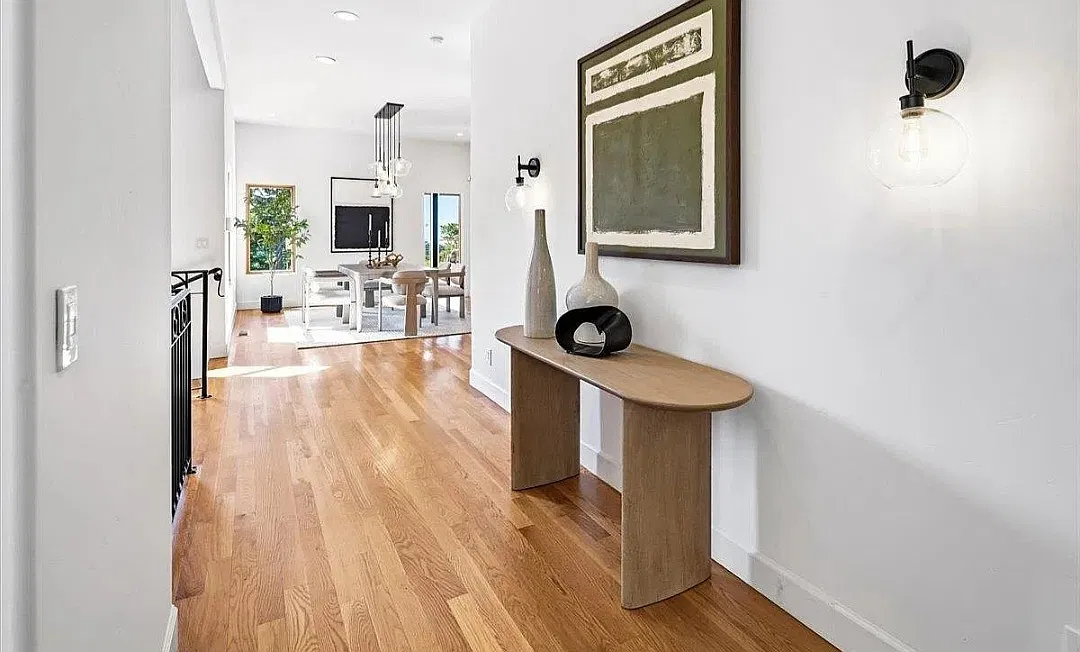 4 bed, 3.5 bath, 3473 sqft, $7,500 — Photo 4
