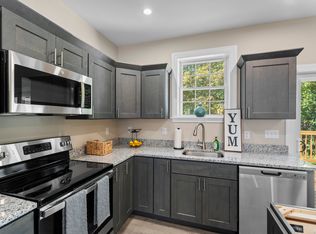 203 Cornerstone Village On Winding Hollow Rd, Groton, CT 06340