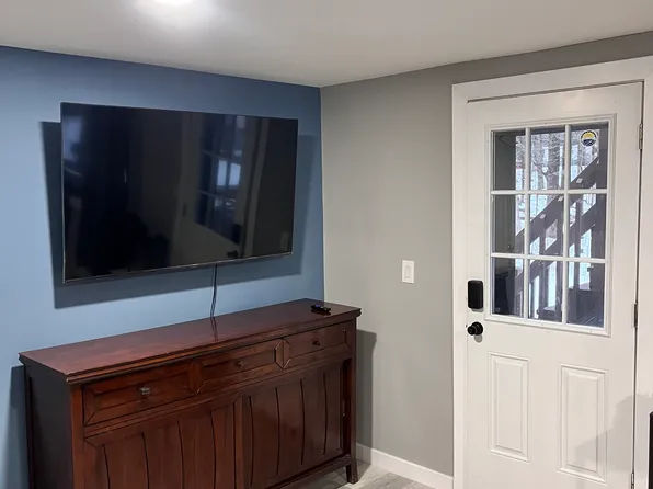 (undisclosed Address), Beacon Falls, CT 06403