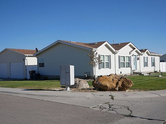 2nd image of 3733 Blue Heron St