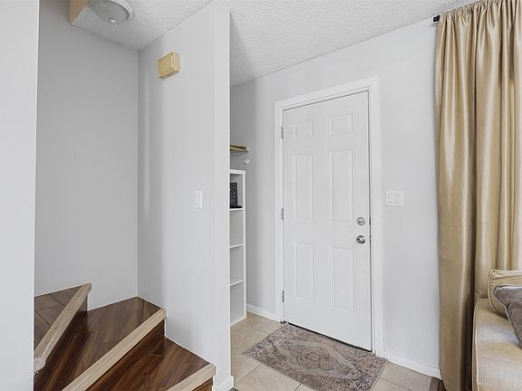 4th image of 1605 Summit Dr #70
