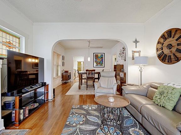 4th image of 331 Carnahan St
