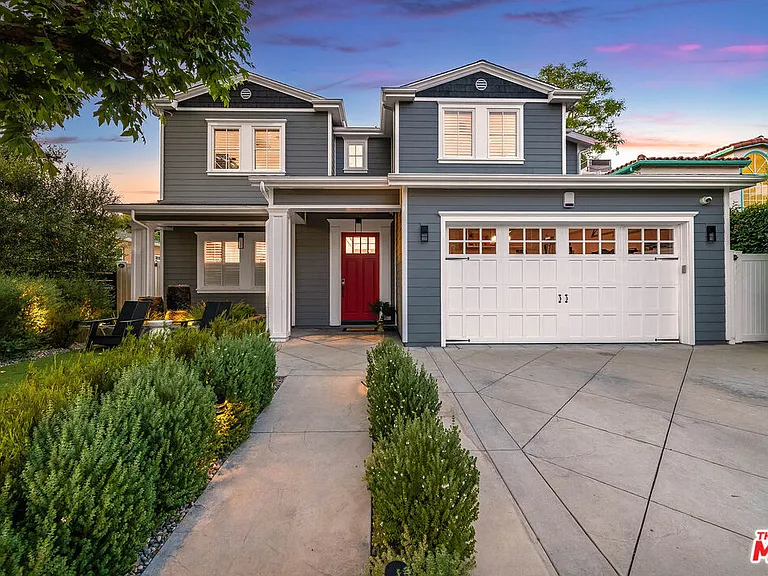 10515 Whipple St — Photo 1