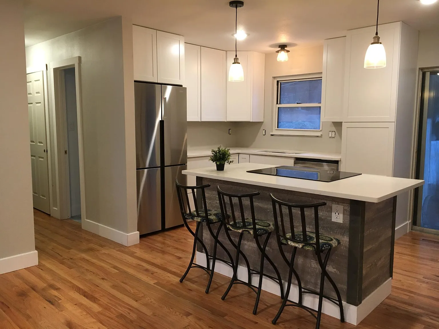2722 N Arcadia St — Photo 3
