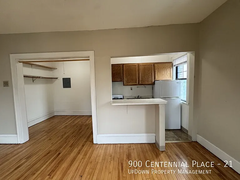 900 Centennial Pl #21 — Photo 7