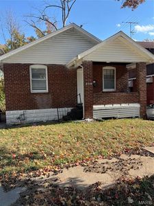 8340 Eton Pl, Saint Louis, MO, 63136