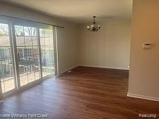 433 Fox Hills Dr S #5 — Photo 6