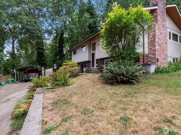 223 Alnus Way, Bremerton, WA 98310