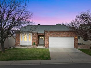 6 Hathaway Ln, Highlands Ranch, CO 80130