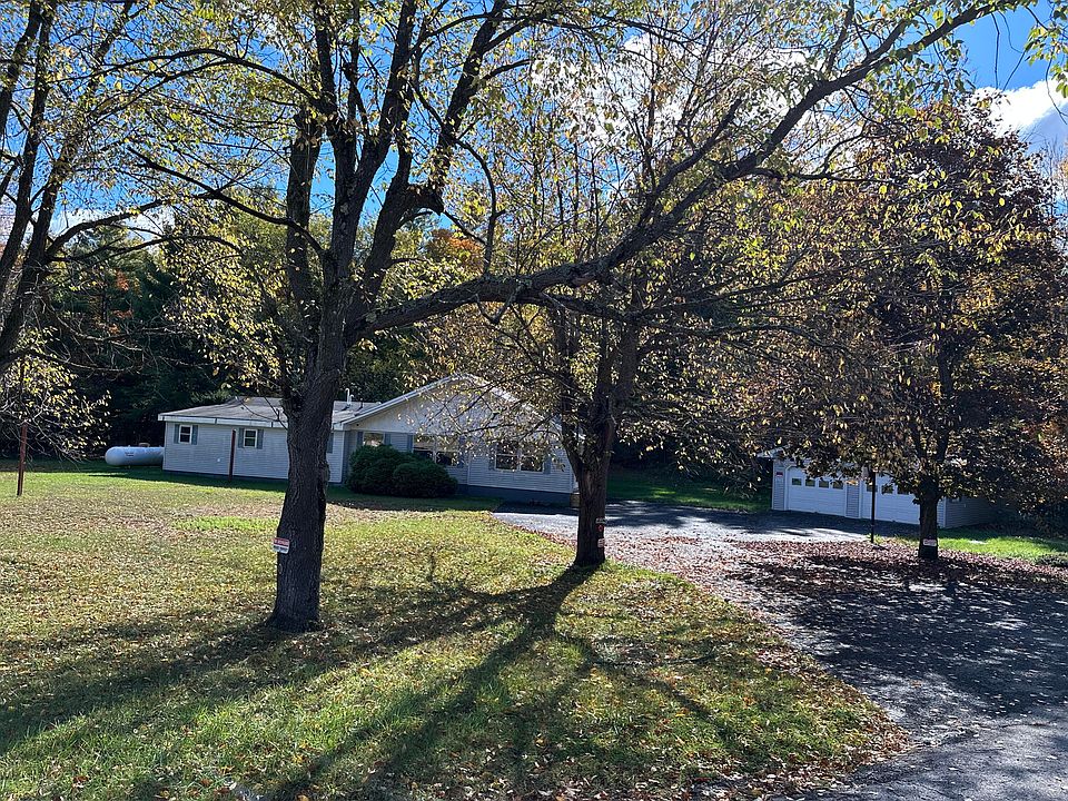 1st image of 60 Kasey Dr
