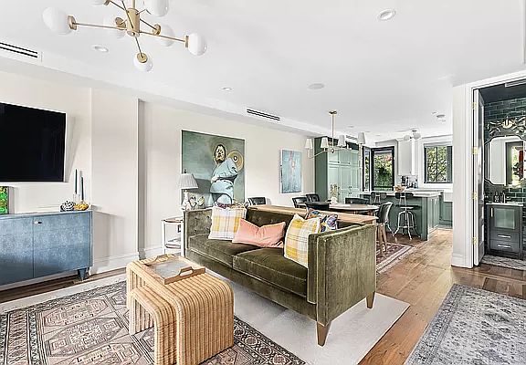 2nd image of 551 Saint Marks Ave Floor 2