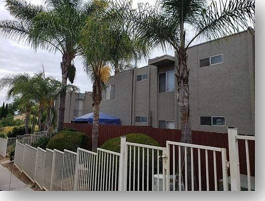 2nd image of 4979 Auburn Dr