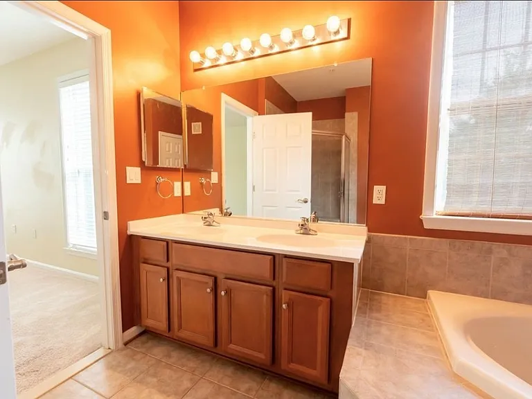 6783 Hampton Bay Ln — Photo 25