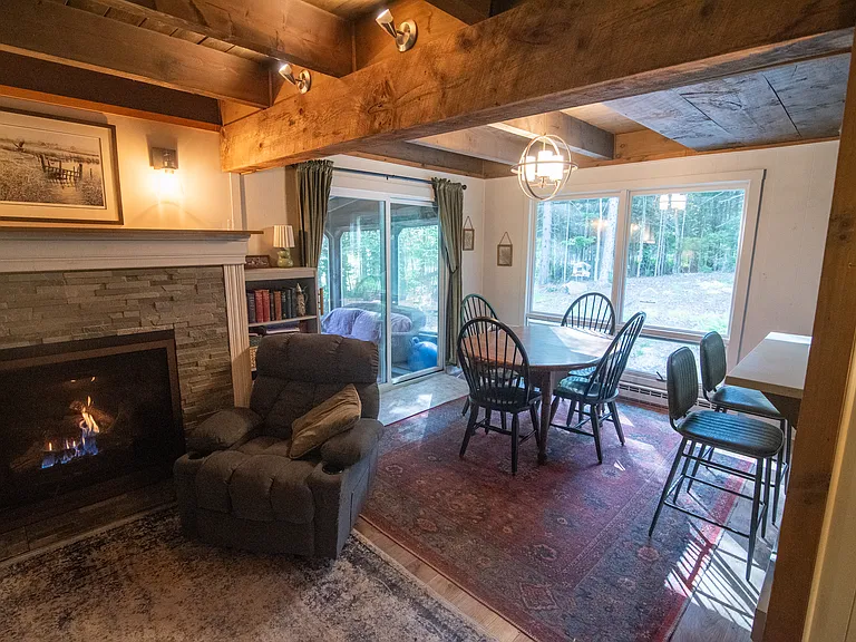 108 Ashuelot Dr — Photo 6