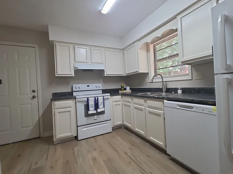 3711 Conger Rd SW — Photo 6